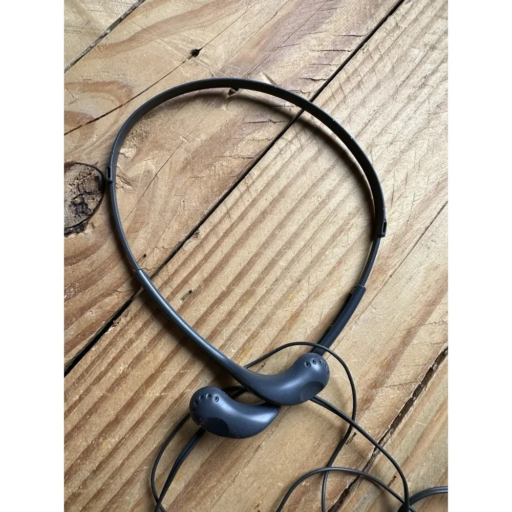Sony Walkman WM-FX453 FM/AM Radio Cassette Player Radio Headphone MDR-W08 READ⬇️